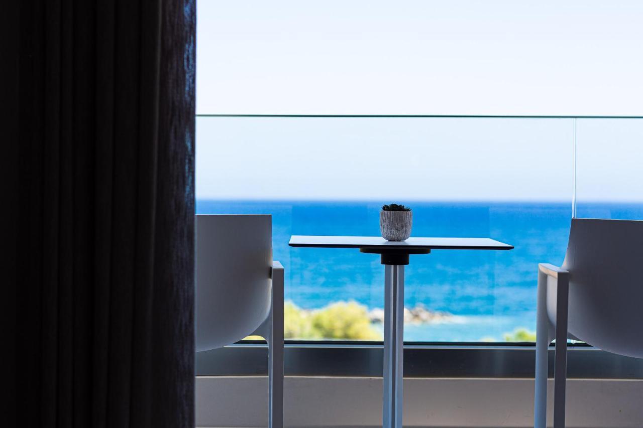 Lagoon Seaside Villa, Sumptuous Retreat,By Thinkvilla Pánormos エクステリア 写真